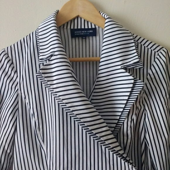 Jones New York Striped Wrap Collared Top - Picture 3 of 10